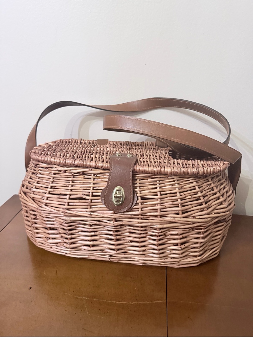 Vintage Fishing Creel Wicker Large Basket Leather Strap Turn Clasp Cottage Fish